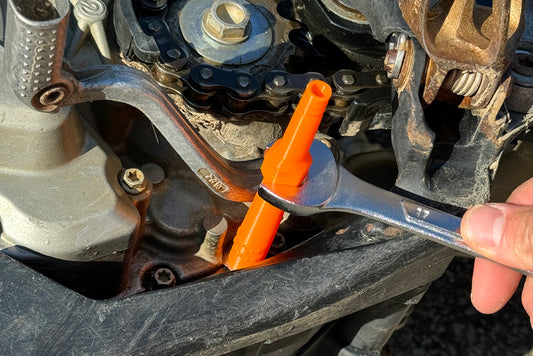 Oil Drain Tool for KTM / Husqvarna / GasGas